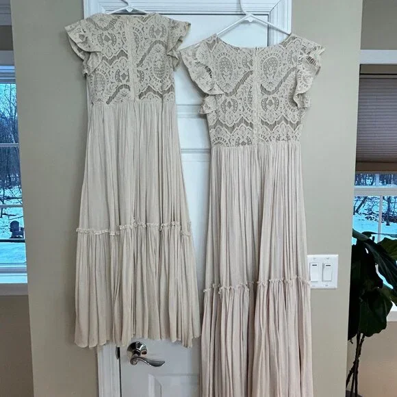 Sister dresses, family picture outfit, off white / beige dresses, Joyfolie - Picture 3 of 4